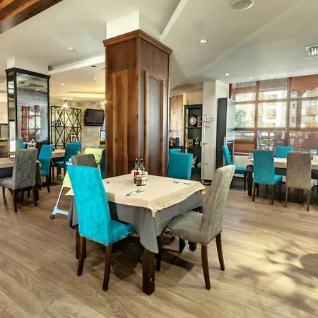 Lägenhet Belvedere Club F403