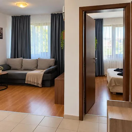 Belvedere F403 Mountain View & Direct Access Bansko