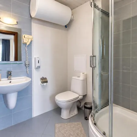 Belvedere F403 Mountain View & Direct Access